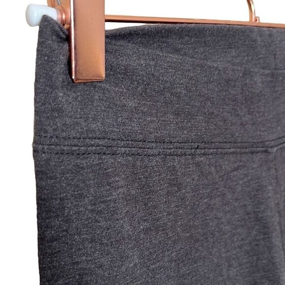 Vital Cotton Blend Cropped Straight Leg Yoga Pants - Picture 5 of 6